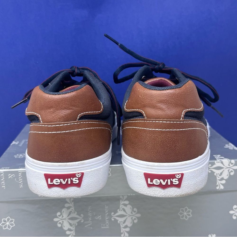 Levi's Lancer Comfort Insole Sneakers 8.5 - Picture 6 of 10